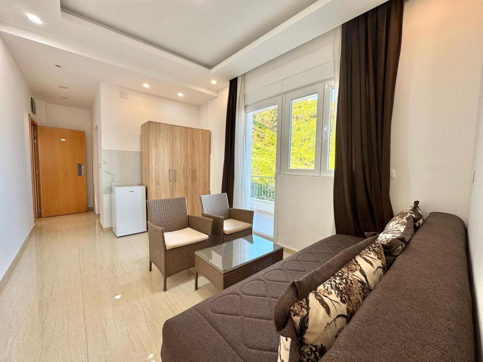 Beachfront Hotel Palma - Jaz Budva Dış mekan fotoğraf