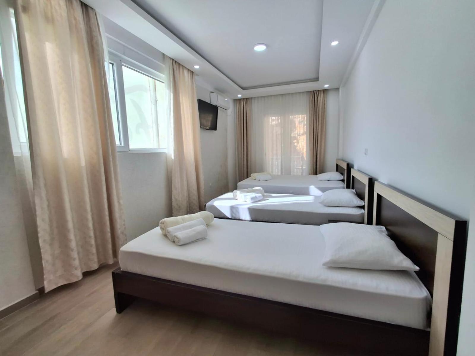 Beachfront Hotel Palma - Jaz Budva Dış mekan fotoğraf