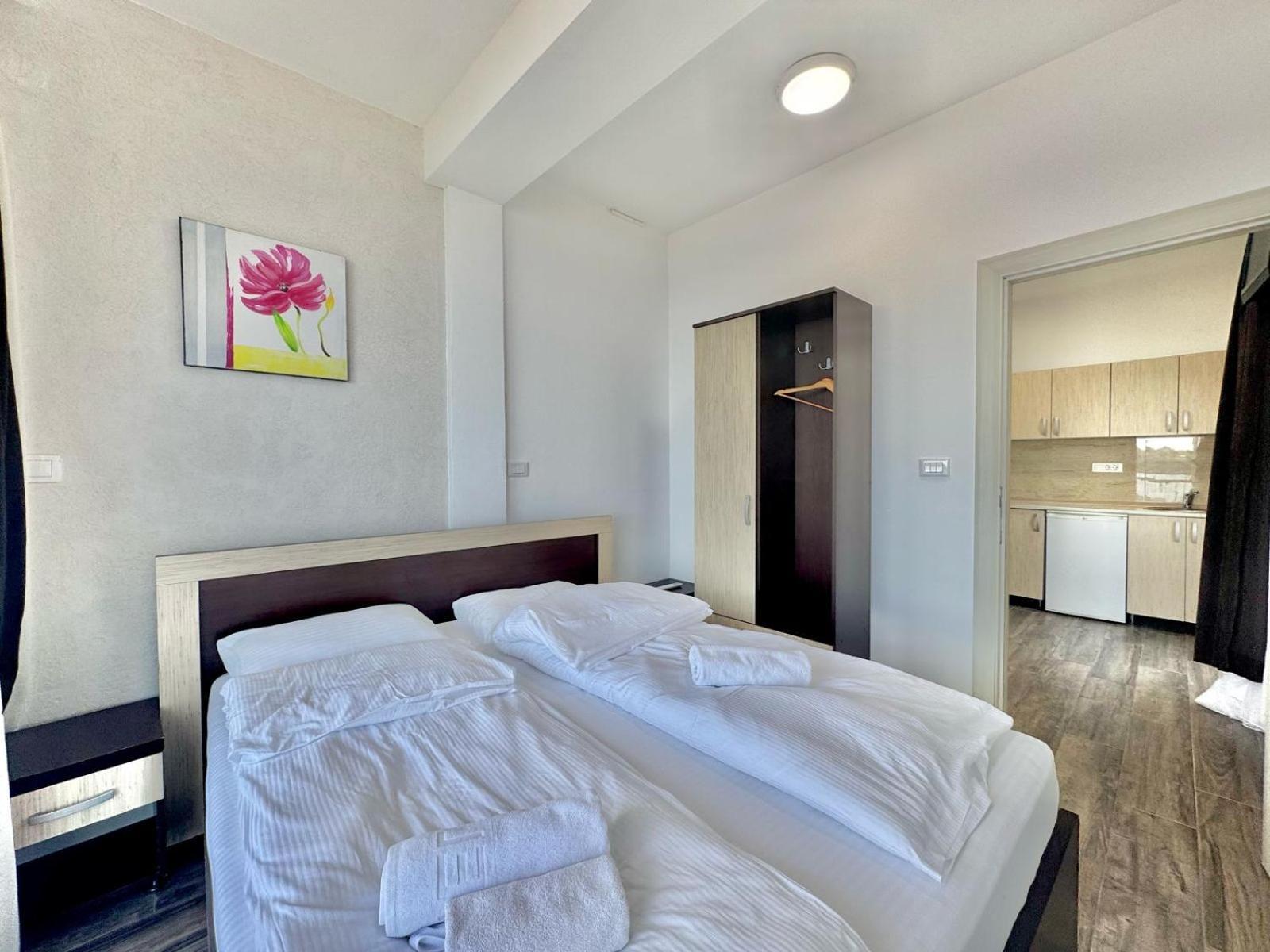 Beachfront Hotel Palma - Jaz Budva Dış mekan fotoğraf
