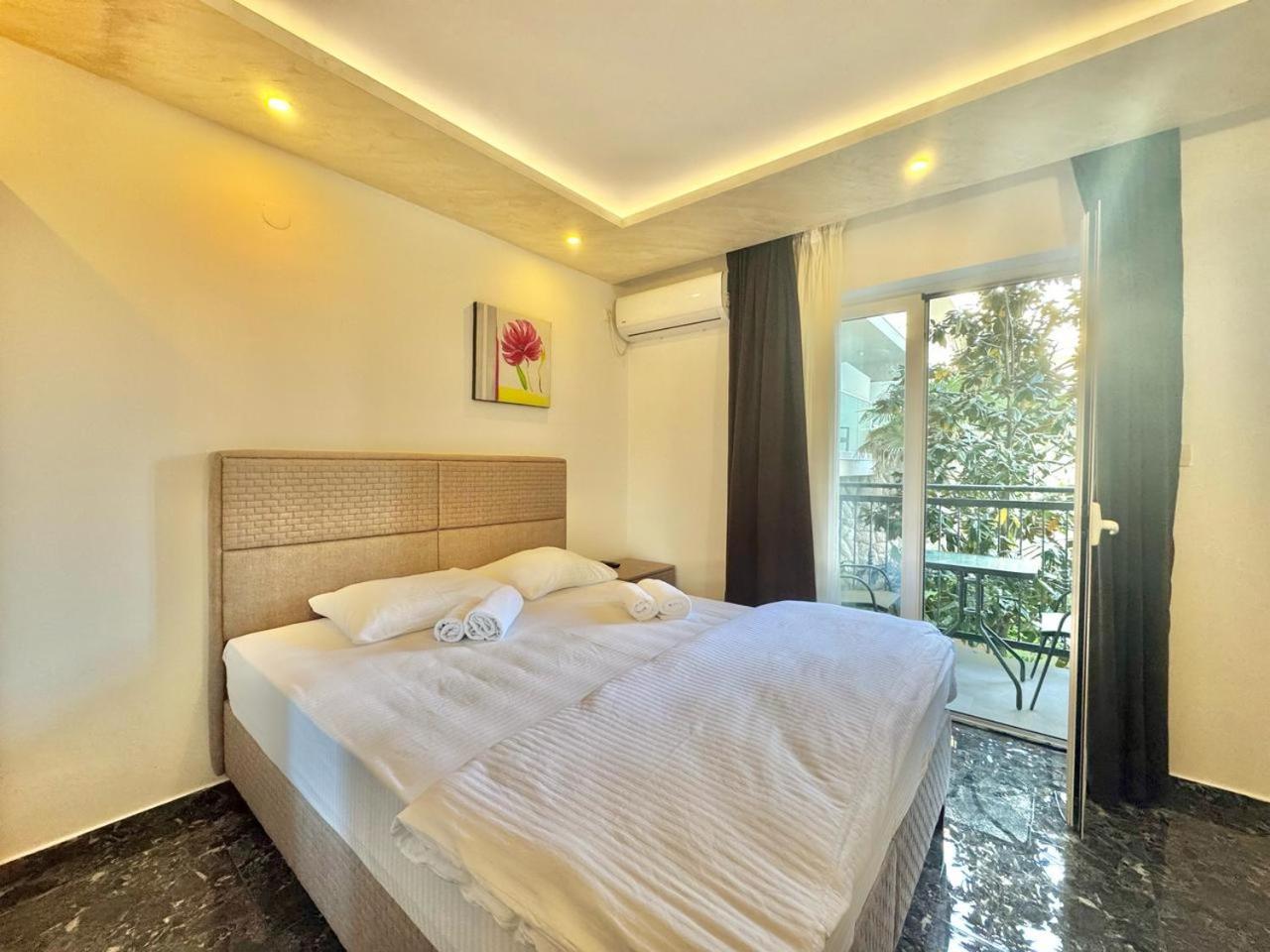 Beachfront Hotel Palma - Jaz Budva Dış mekan fotoğraf