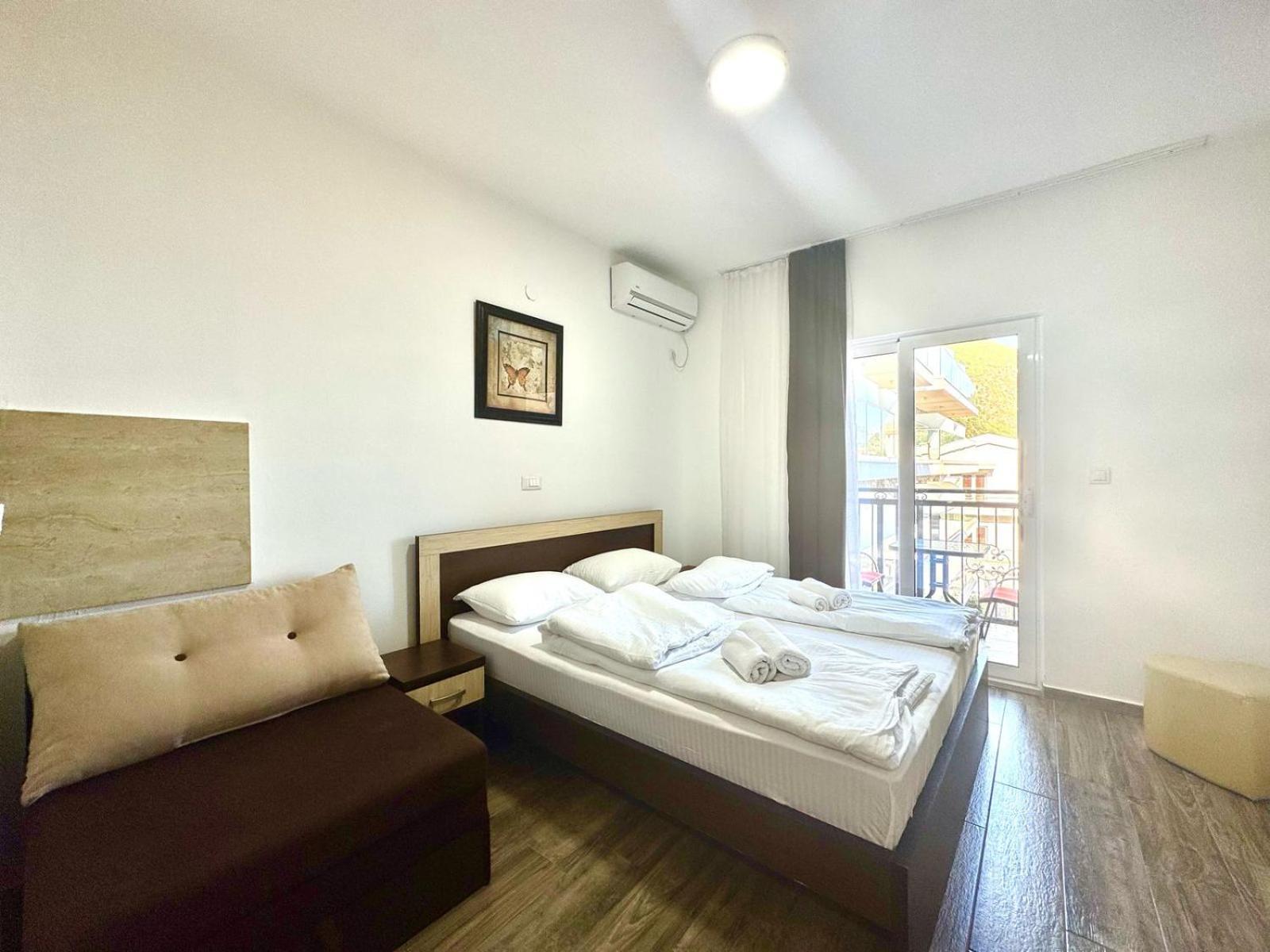 Beachfront Hotel Palma - Jaz Budva Dış mekan fotoğraf