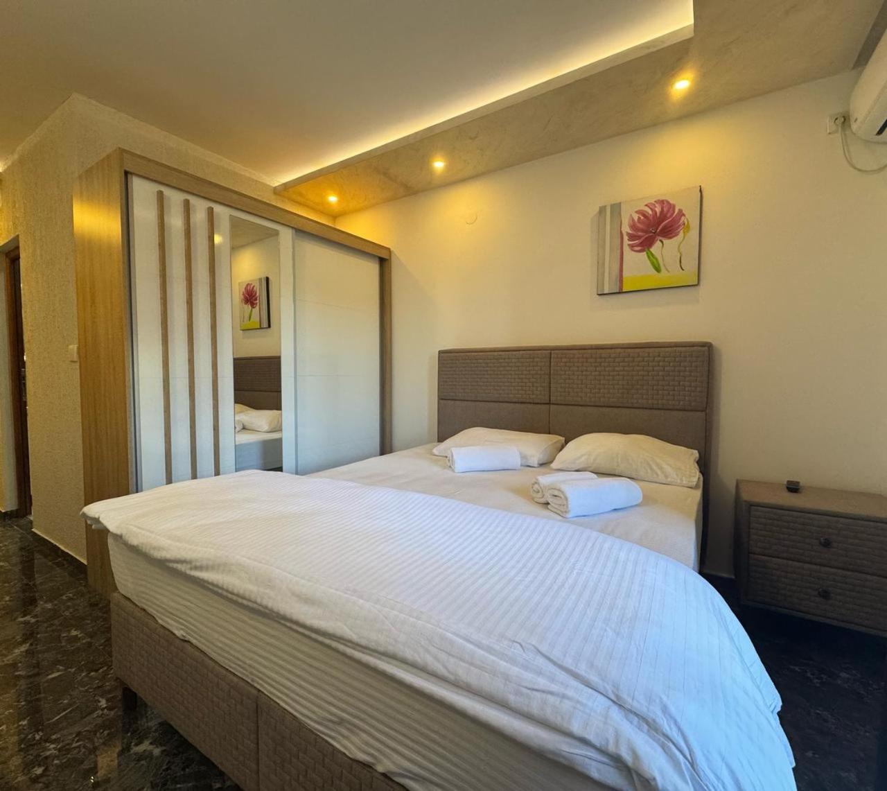 Beachfront Hotel Palma - Jaz Budva Dış mekan fotoğraf